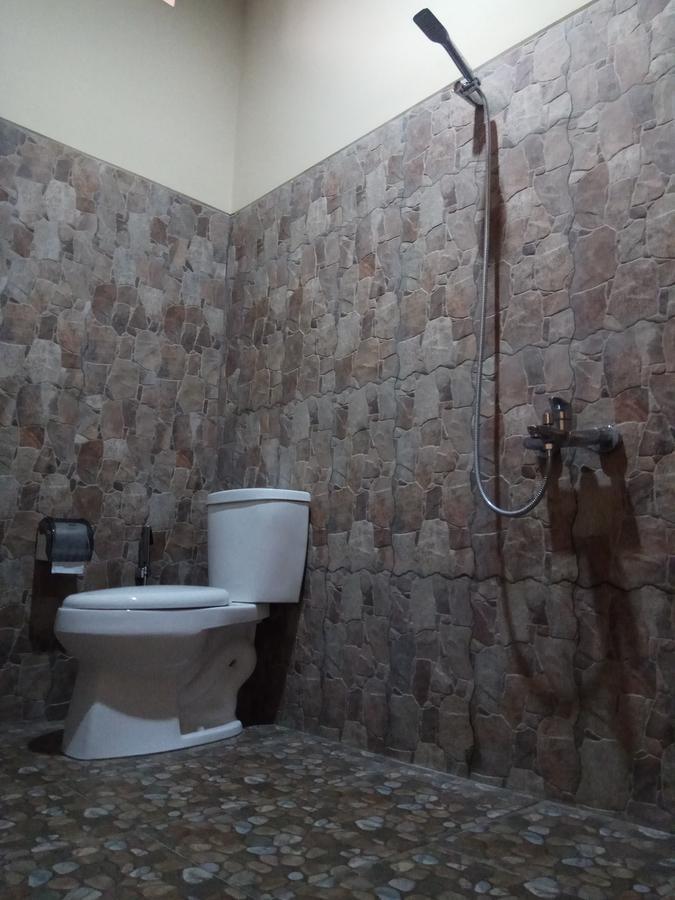 Surakarta  Doeloerkoe Homestay מראה חיצוני תמונה