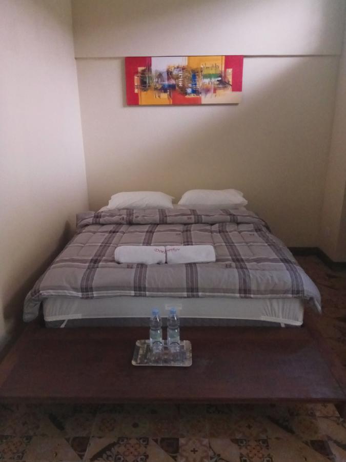 Surakarta  Doeloerkoe Homestay מראה חיצוני תמונה