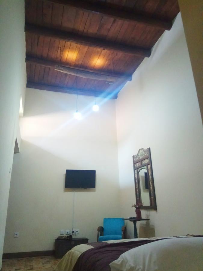 Surakarta  Doeloerkoe Homestay מראה חיצוני תמונה